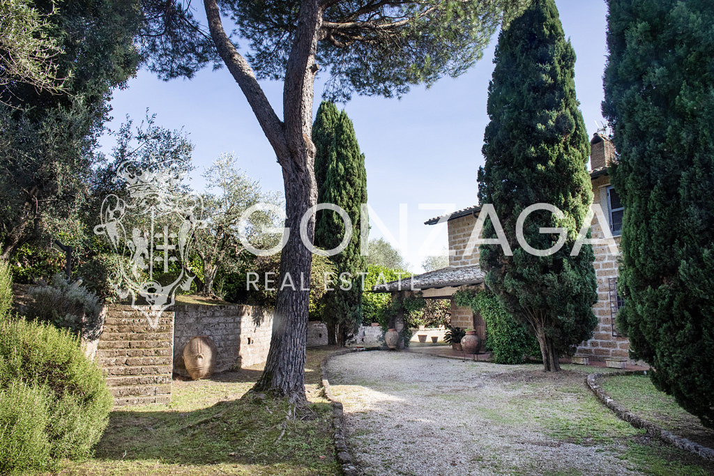 GRE_Vignanello_casale05 copia